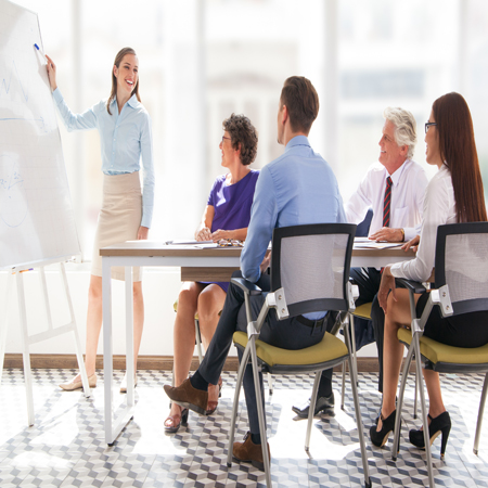 Capacite a los empleados para que estén conscientes de posibles delitos.